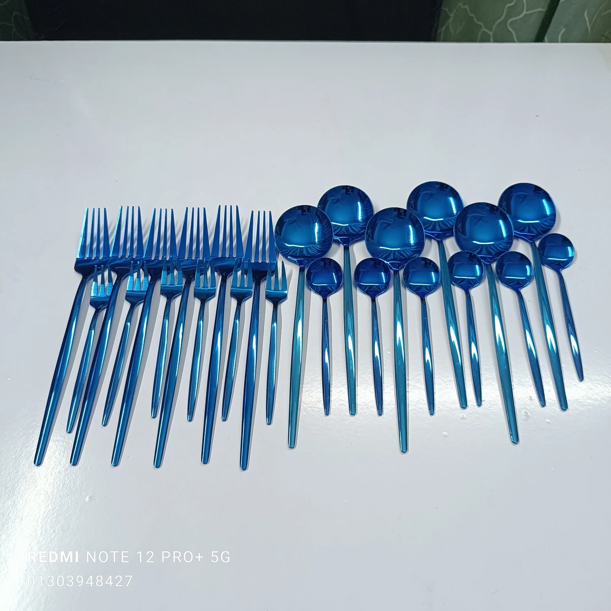 24-Piece Steel Cutlery Set Blue color - Image 6