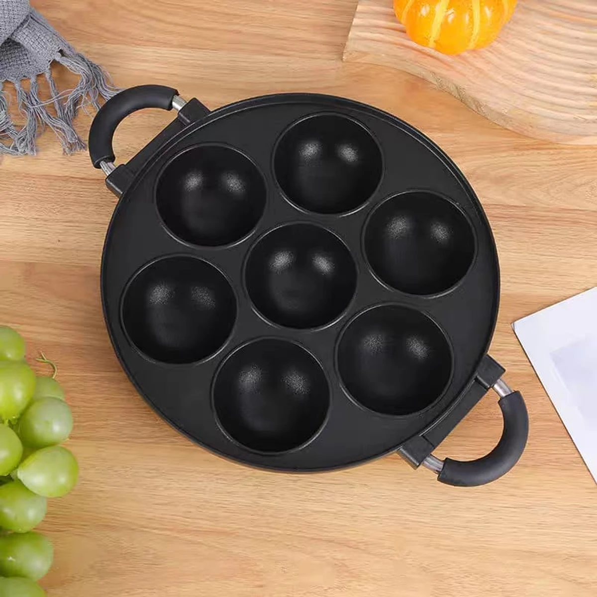 7-holes Baking Pan Non Stick Pan DIY Octopus Rice-meat Dumplings Egg Cake Dumplings Hamburger Kitchen Baking Mold 1