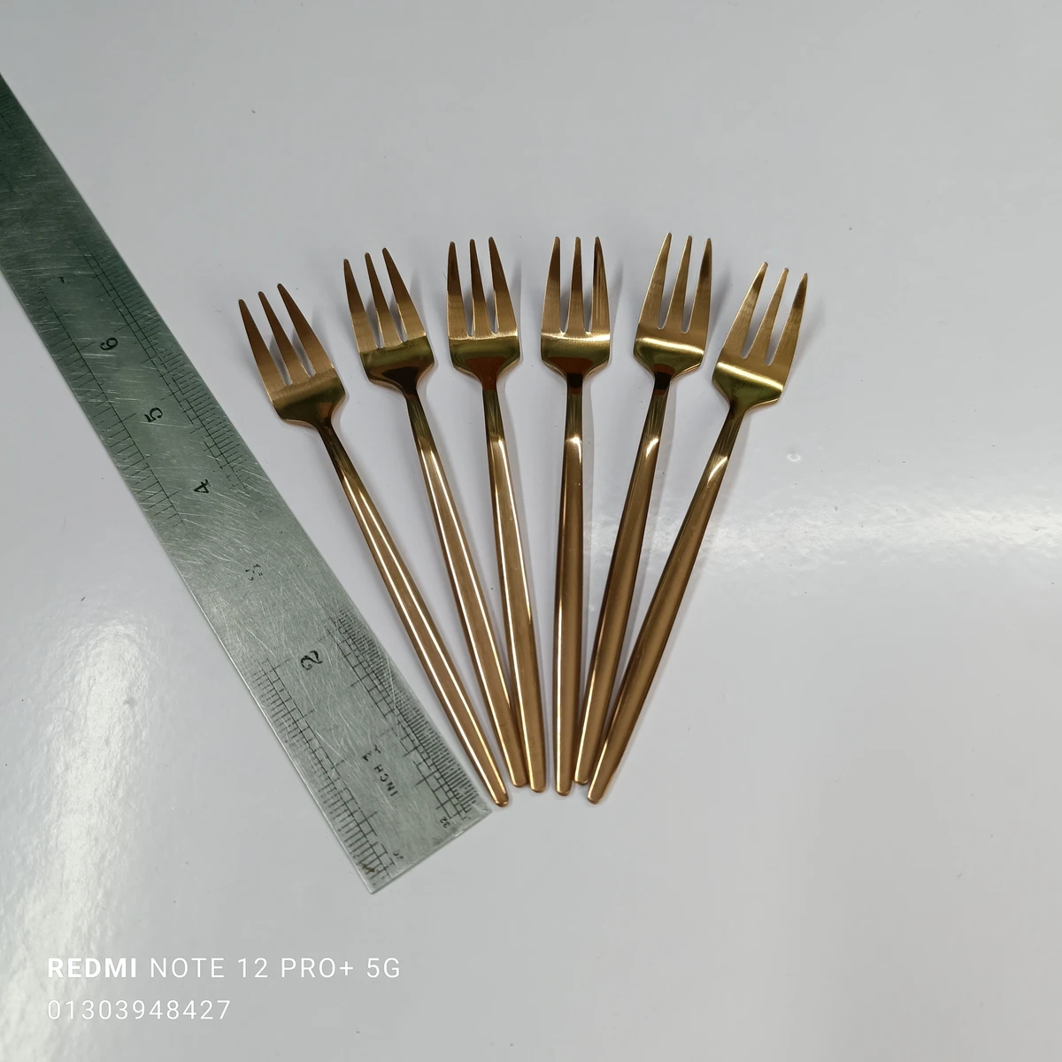 24-Piece Steel Cutlery Set Rose Golden  color - Image 4