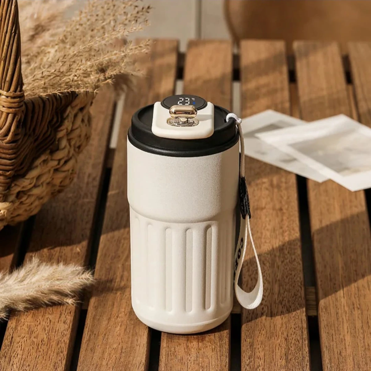 New 306 stainless steel coffee cup smart temperature display accompanying cup portable office delicate thermos coffee cup c-W-black